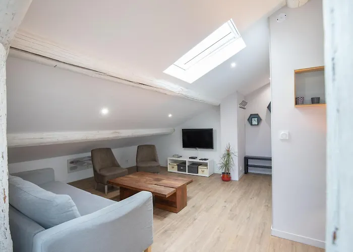La Chic Comedie - 2 - Hypercentre - Wifi Apartament